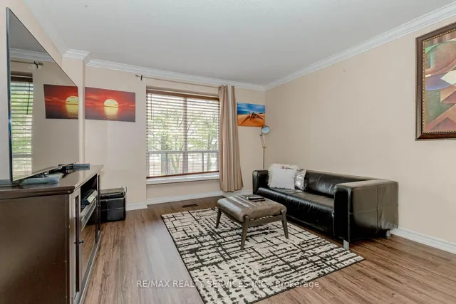 Additional image 10 of 82 Guildford Cres Unit 82