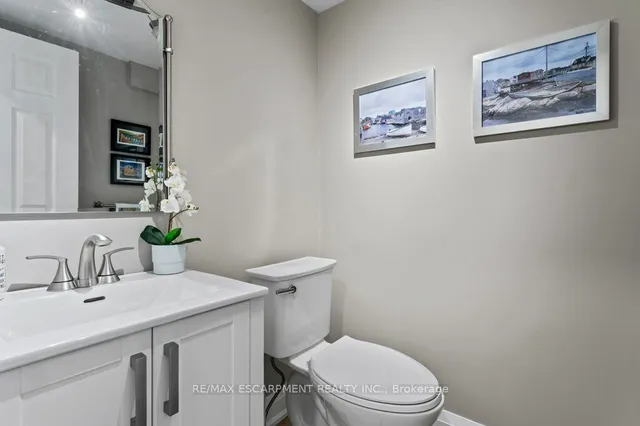 Additional image 16 of 504 Mathewman Cres