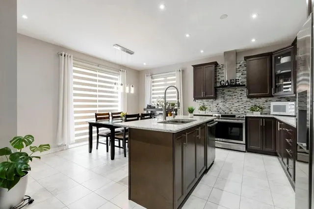 Additional image 15 of 22 SELSDON St