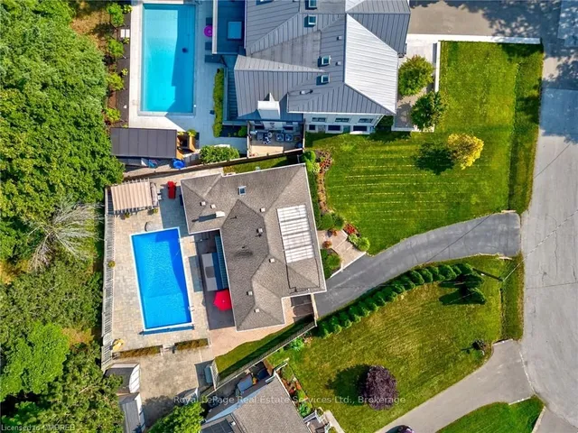 Additional image 36 of 1381 CONSTANCE Dr