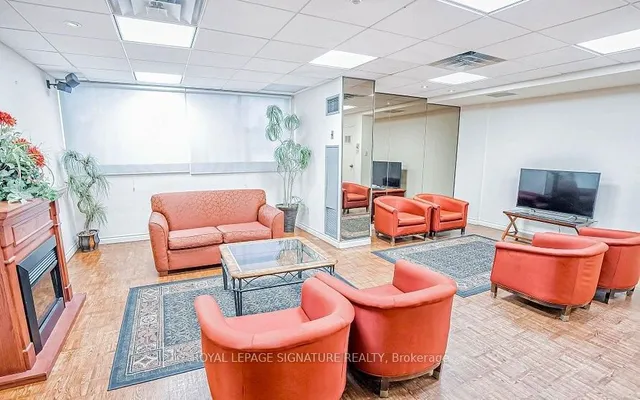 Additional image 28 of 3700 Kaneff Cres Unit 2007