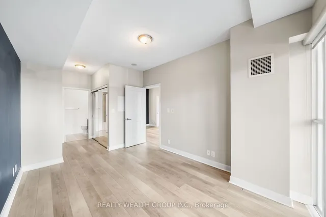 Additional image 21 of 60 absolute Ave Unit 302