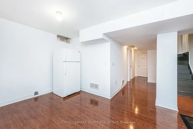 Additional image 24 of 17 Roxton Cres