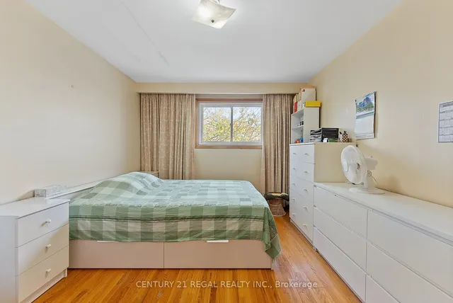 Additional image 20 of 248 Fairglen Ave