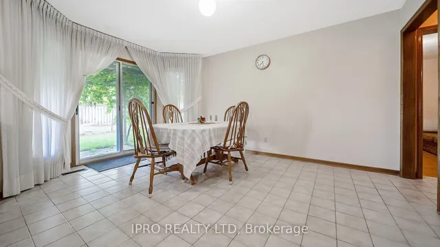 Additional image 22 of 77 flowertown Ave