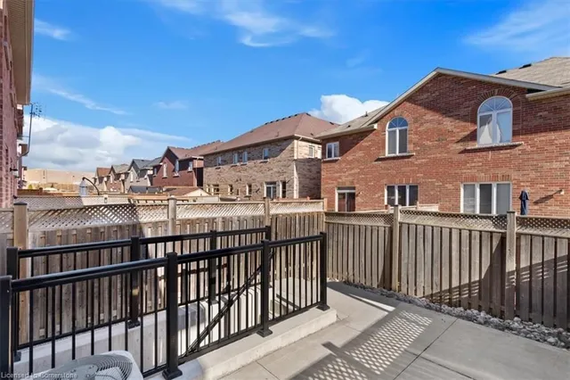 Additional image 13 of 904 Oasis Dr