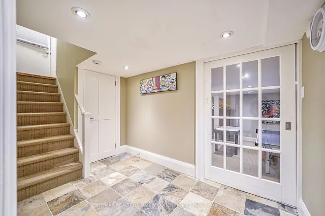 Additional image 31 of 115 Glenview Ave