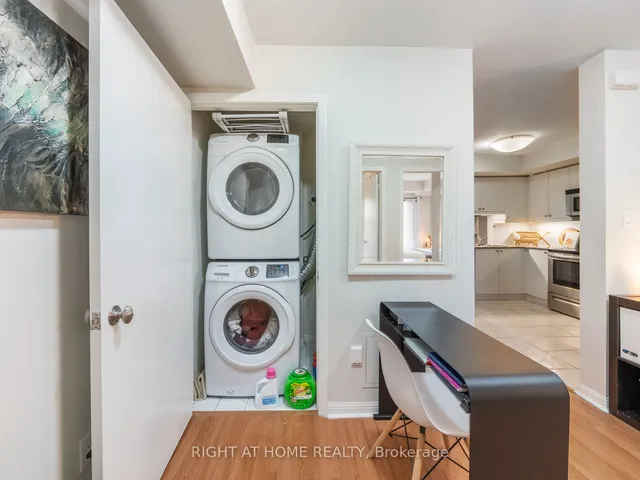 Additional image 19 of 26 Laidlaw St Unit 1533