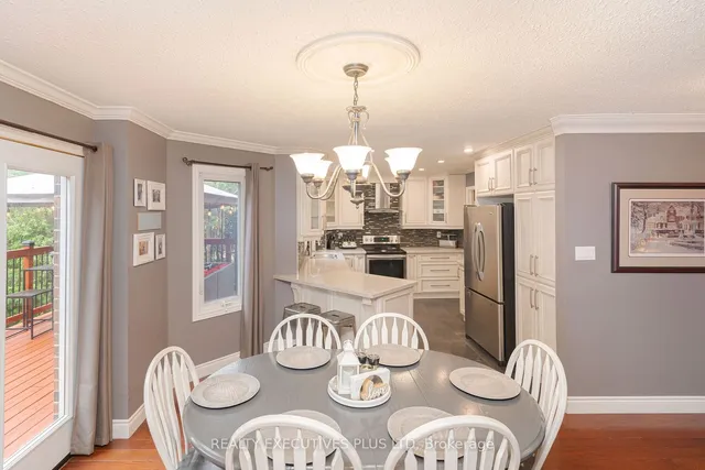 Additional image 13 of 8 Lombardy Cres