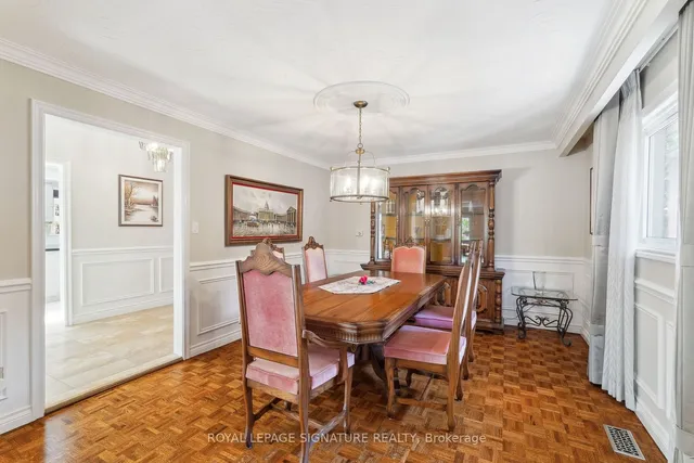 Additional image 10 of 38 Larchmere Ave