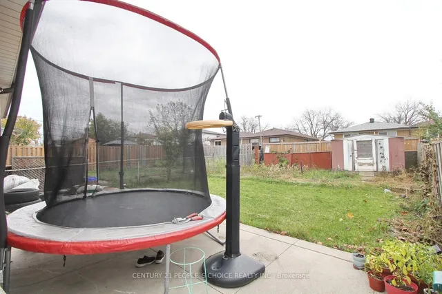 Additional image 36 of 3454 Chipley Cres