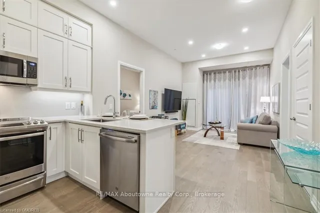 Additional image 4 of 128 GROVEWOOD Unit 629