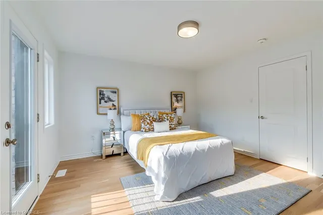 Additional image 37 of 3044 Bramall Gdns