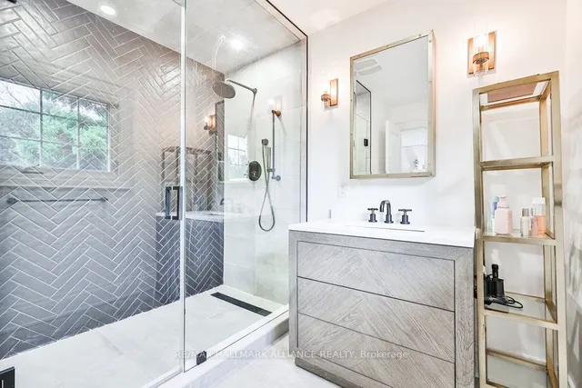 Additional image 27 of 138 Cavendish Crt