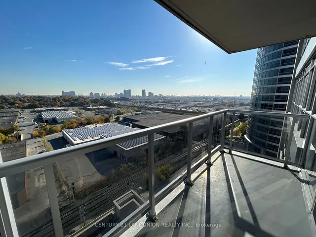 Additional image 14 of 151 Village Green Sq Unit 1401