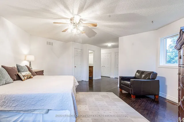 Additional image 24 of 1460 Bancroft Dr