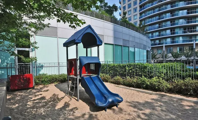 Additional image 28 of 60 Absolute Ave Unit 2904