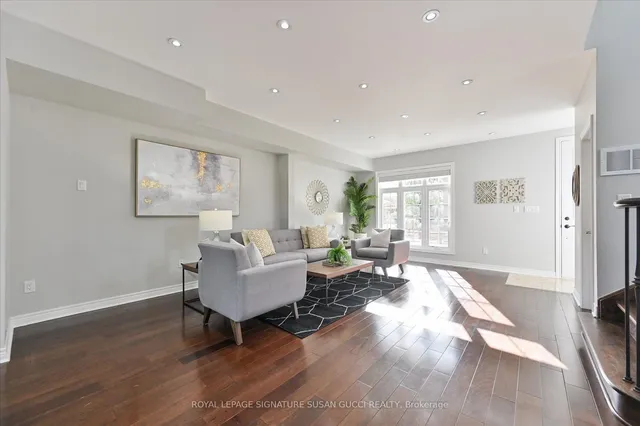 Additional image 5 of 1425 Woodbine Ave