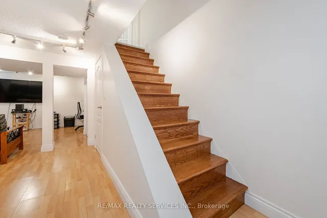 Additional image 31 of 54 Tara Park Cres