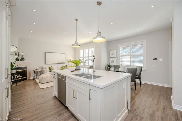 Additional image 12 of 2540 Sunnyhurst Close