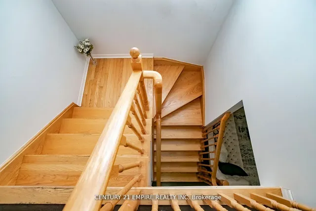 Additional image 17 of 83 Bushmill Circ