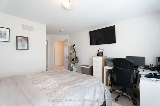 Additional image 18 of 3094 Blackfriar Common