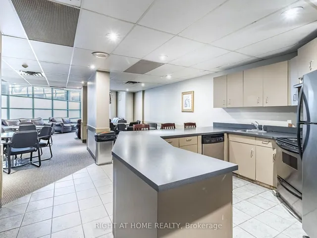 Additional image 36 of 4185 Shipp Dr Unit 1913