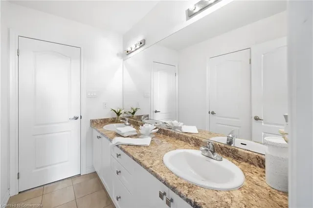 Additional image 19 of 495 Queen Mary Dr