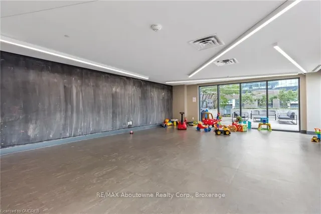 Additional image 33 of 5033 FOUR SPRINGS Ave Unit 1811