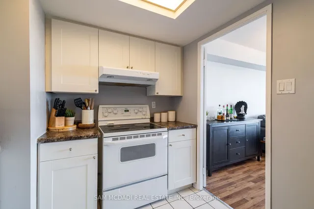 Additional image 8 of 4470 Tucana Crt Unit 1911