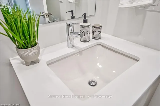 Additional image 37 of 405 DUNDAS St Unit 435