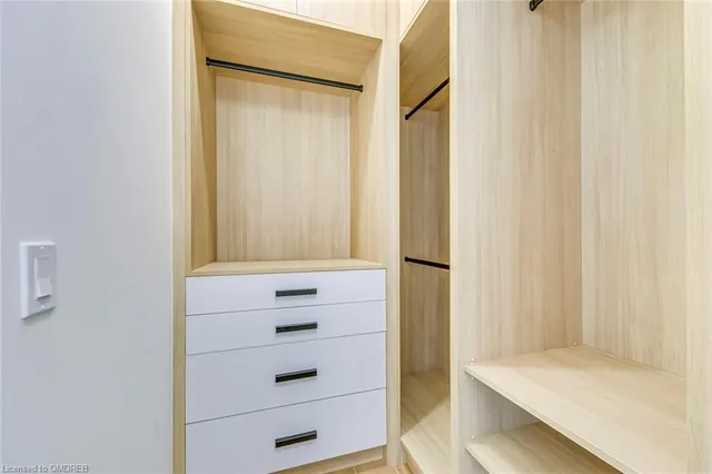 Additional image 32 of 509 Dundas St Unit 812