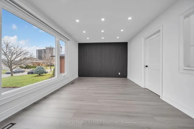 Additional image 12 of 3643 Woodruff Cres