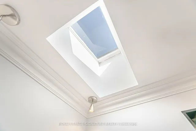 Additional image 24 of 762 Vermouth Ave