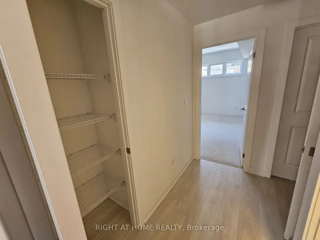 Additional image 9 of 4017 Hickory Dr Unit 05