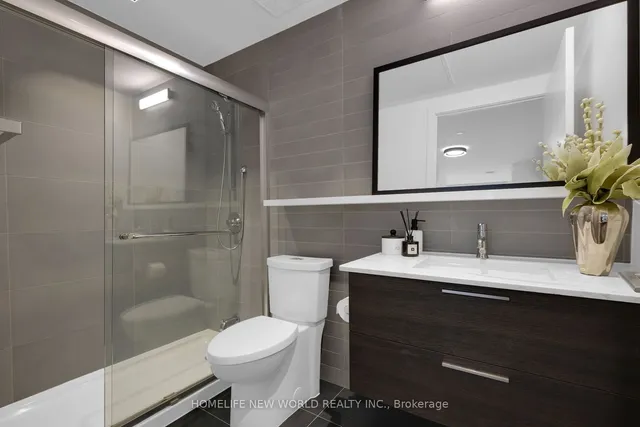 Additional image 20 of 501 Adelaide St Unit 311