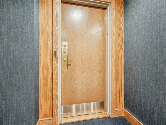 Additional image 5 of 5250 Lakeshore Rd Unit 708