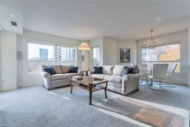 Additional image 7 of 2190 Lakeshore Rd Unit 301