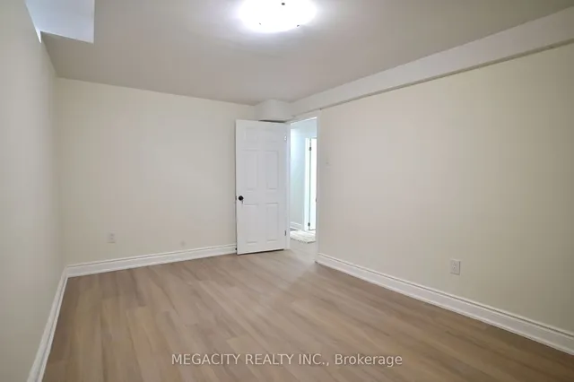 Additional image 21 of 7800 Priory Cres