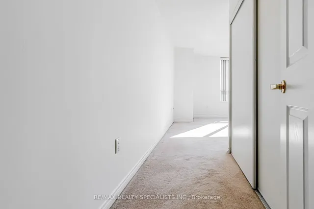 Additional image 20 of 55 Strathaven Dr Unit 2011