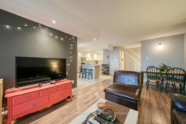 Additional image 13 of 1300 Marlborough Crt Unit 119