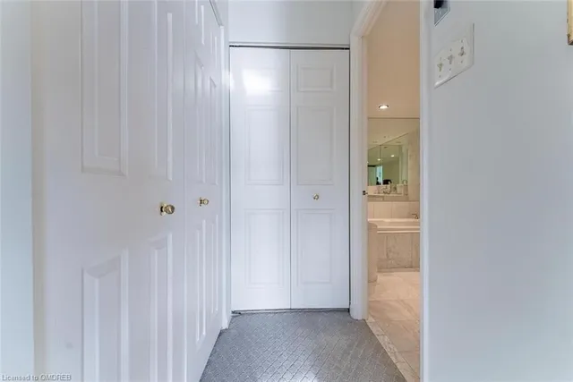 Additional image 17 of 2190 Lakeshore Rd Unit 301