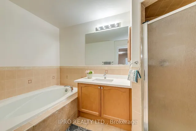 Additional image 26 of 6028 Silken Laumann Way