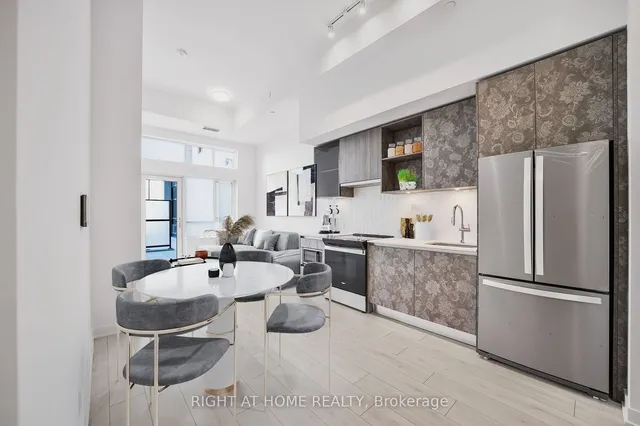 Primary image of 405 Dundas St Unit 108