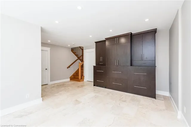 Additional image 13 of 8949 Mississauga Road