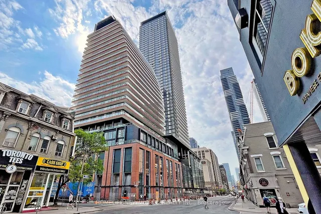Additional image 2 of 501 Yonge St Unit 4207