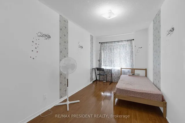 Additional image 22 of 103 Cedar Lake Cres