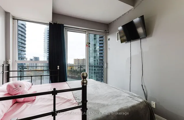 Additional image 18 of 50 Absolute Ave Unit 1003