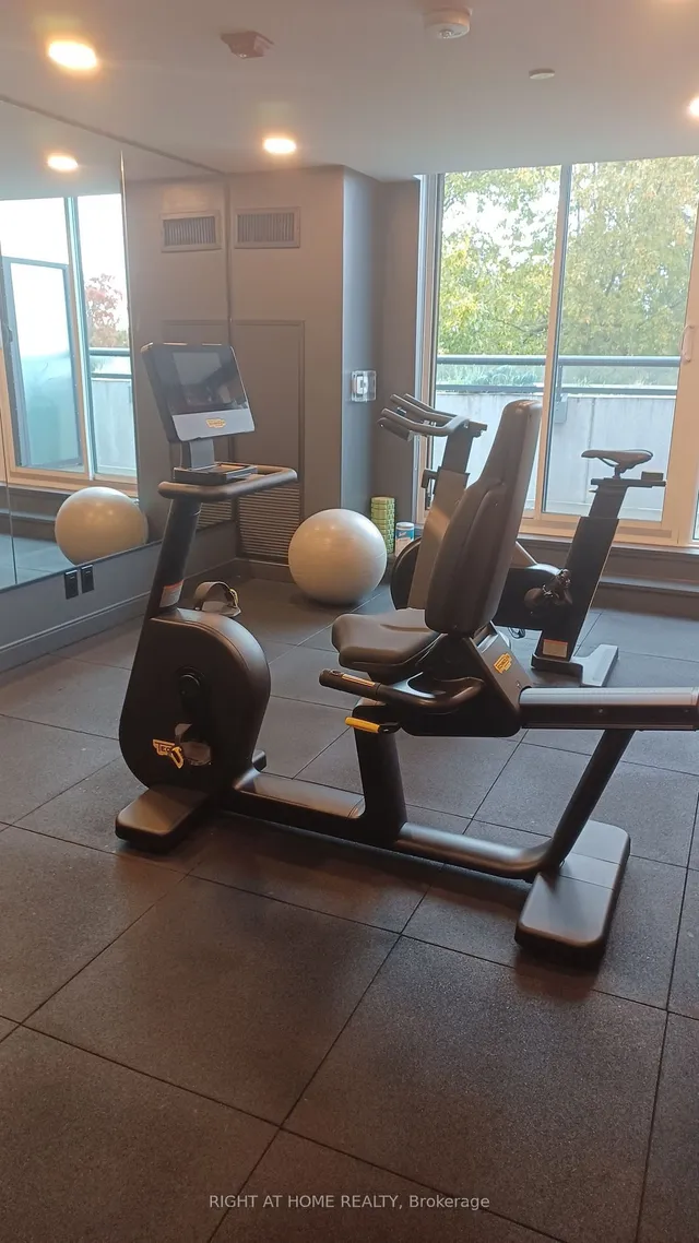 Additional image 20 of 1400 Kingston Rd Unit 102