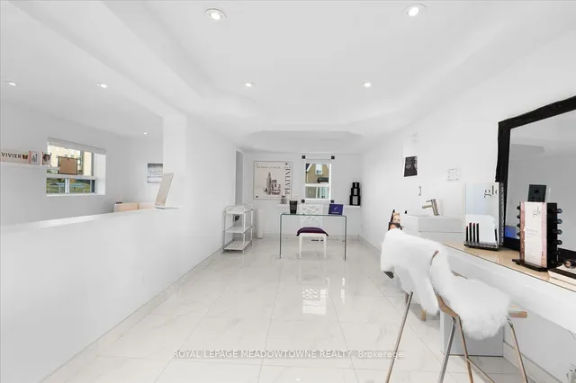 Additional image 10 of 15 Centre St